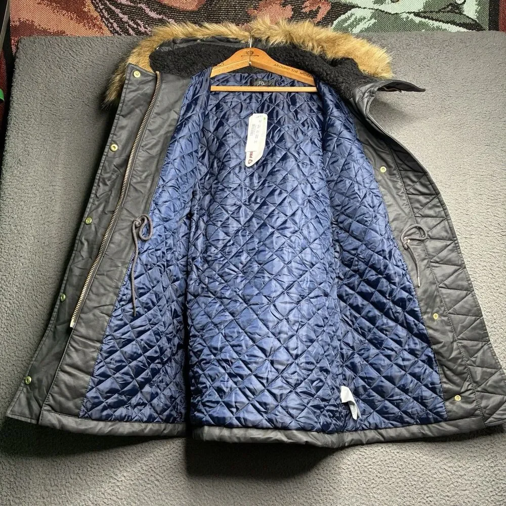 J.Crew Perfect Winter Parka Eco Friendly Primaloft Women Small Black Fur Hood